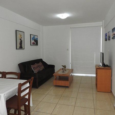 One Bedroom Aptm Ларнака Экстерьер фото
